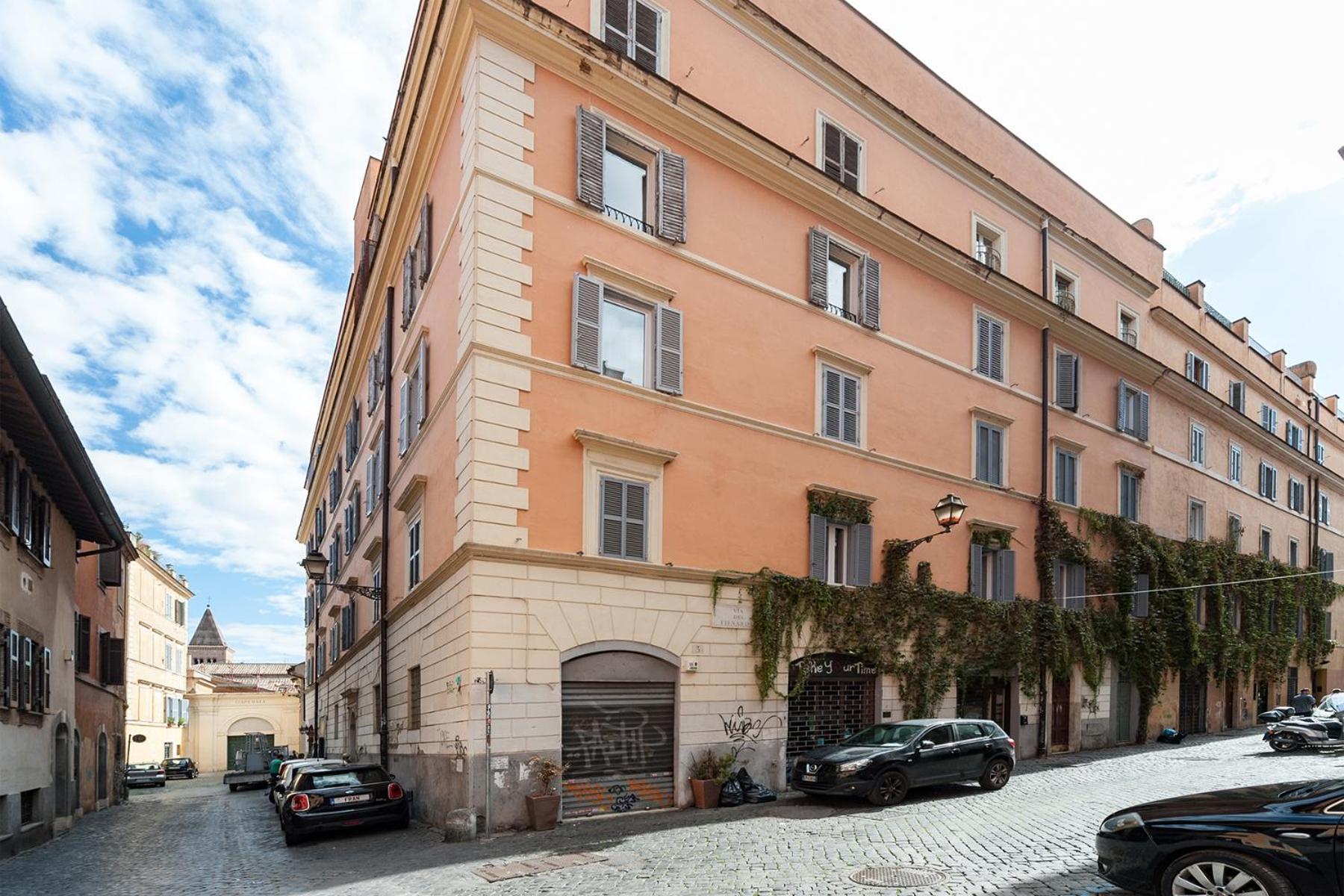 Trastevere Luxury, Ampia E Confortevole Location Sospesa Tra Design E Storia Appartamento