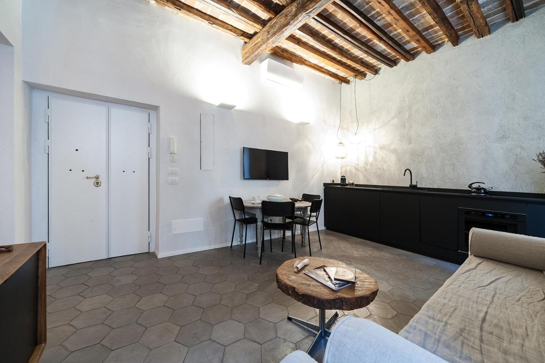 Trastevere Luxury, Ampia E Confortevole Location Sospesa Tra Design E Storia Appartamento